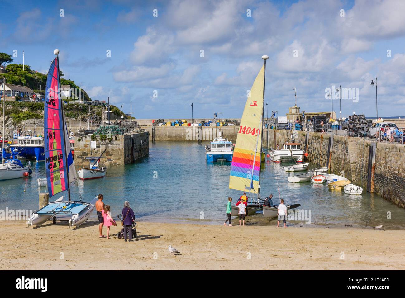 Le pittoresque port historique de Newquay à Newquay, sur la côte nord de Cornwall. Banque D'Images