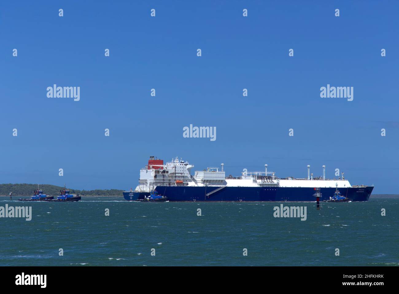 Navire de transport en vrac de gaz naturel liquéfié (GNL) Cesi Lianyungang au départ de Curtis Island Gladstone Queensland Australie pour la Chine Banque D'Images