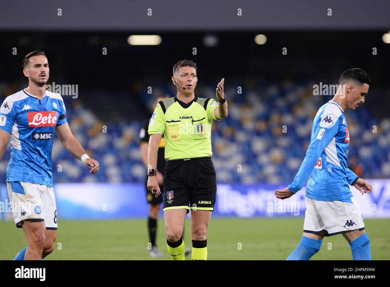 Cafaro/Lapresse 13 juin 2020 Naples, Italie football sportif Napoli vs Inter - coupe italienne, demi-finale deuxième jambe - stade San Paolo.Dans le pic: Arbitre Rocchi. Banque D'Images