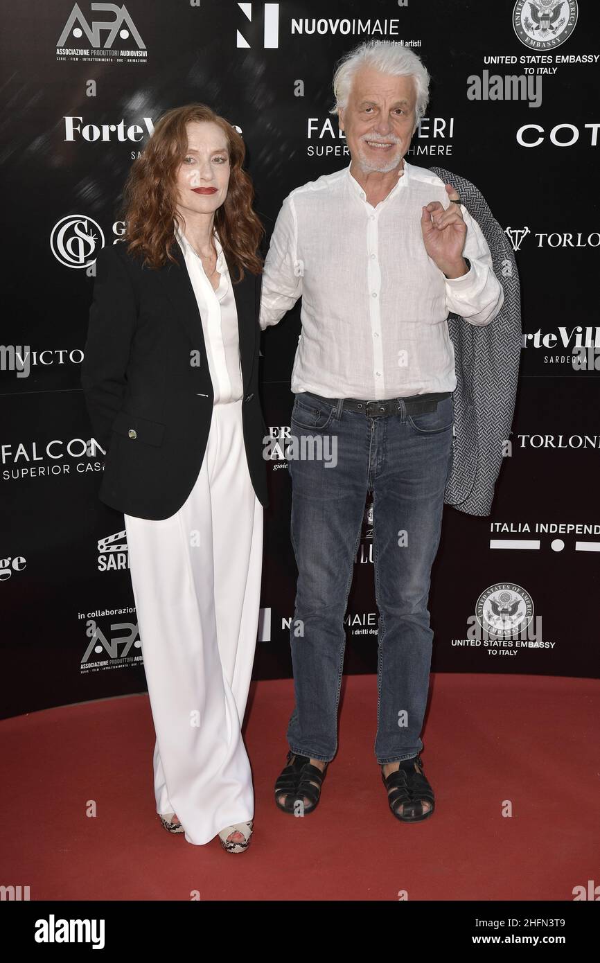 Lapresse - Fabio Ferrari 25 juillet 2020 Cagliari, Italie divertissement troisième soirée 'Filming Italy Sardegna Festival' - édition 3rd.Dans le pic:Isabelle Huppert , Michele Placido Banque D'Images