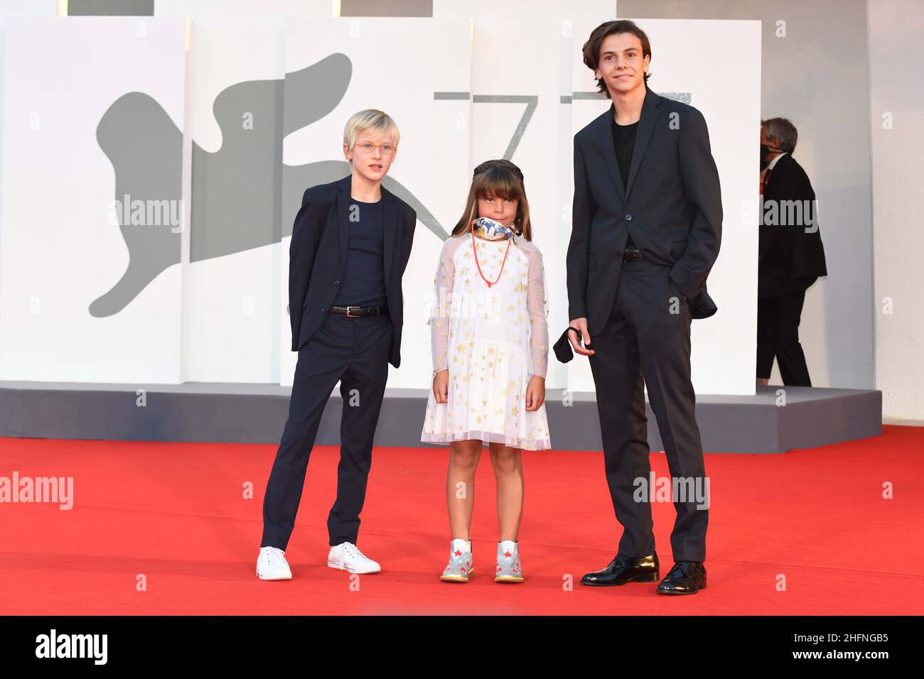 Piergiorgio Pirrone - Lapresse 2020-09-04 Venise 77th Venise Filmfestival "Padrenostro" tapis rouge sur la photo: Mattia Garaci, Francesco Gheghi, Lea Favino Banque D'Images