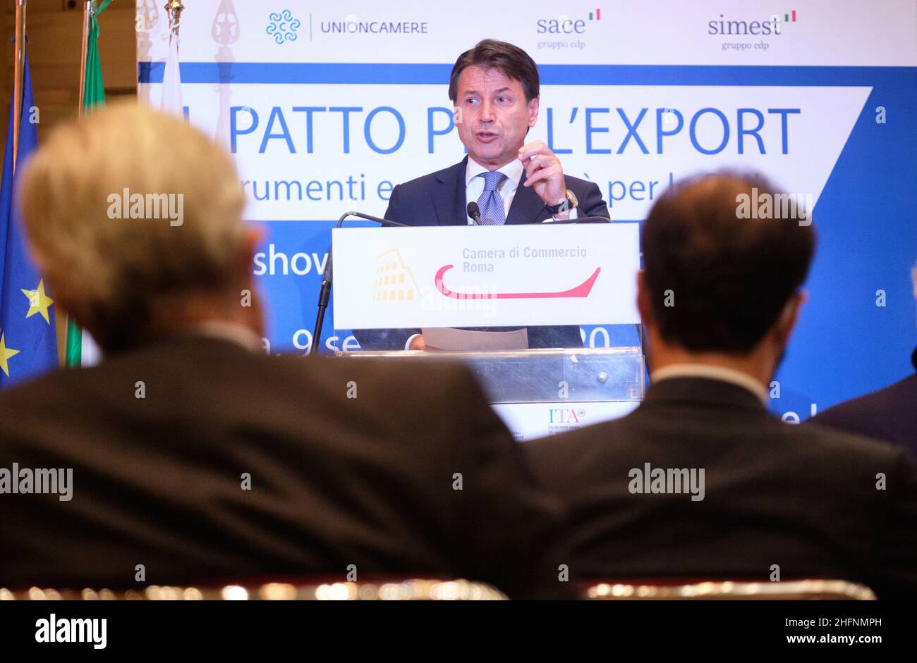 Mauro Scrobogna /Lapresse 09 septembre 2020 et#xA0; Rome, Italie politique Roadshow pacte pour les exportations dans la photo: Le Premier ministre Giuseppe Conte Banque D'Images