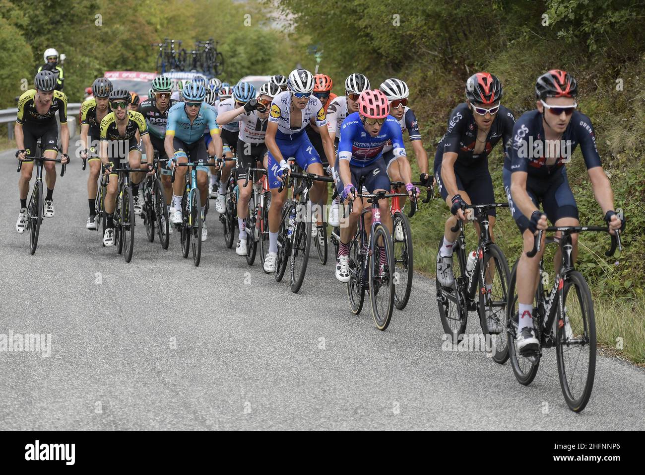 Lapresse - Marco Alpozzi septembre, 10 2020 Terni (Italie) Sport Cyclisme Tirreno Adriatico Edition 55 - de Terni à Cascia - 194 km dans la photo: Peloton Banque D'Images