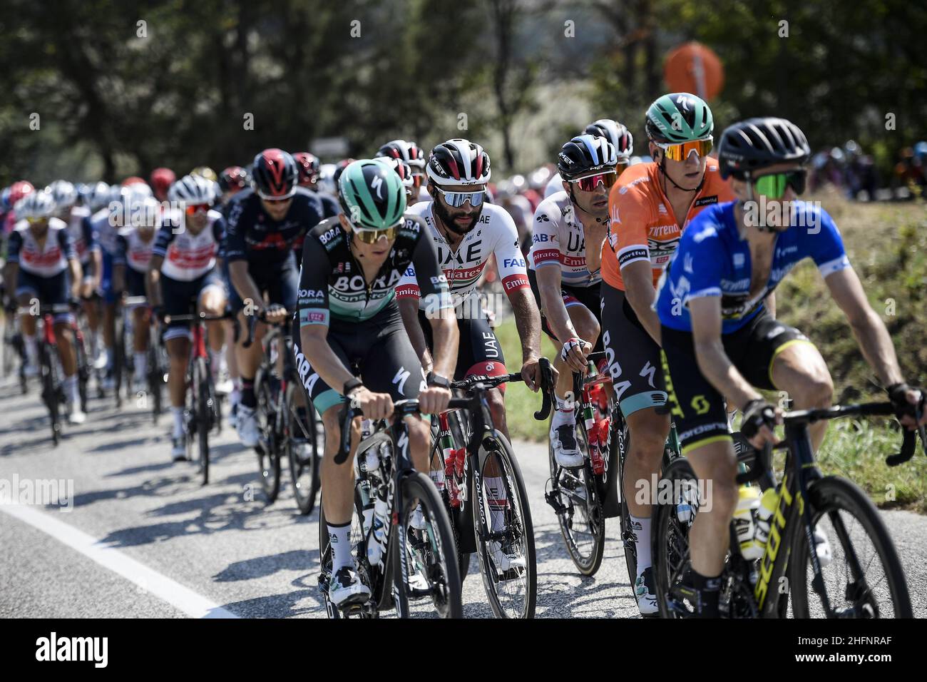 Lapresse - Marco Alpozzi septembre 12 2020 Castelfidardo (Italie) Sport Cyclisme Tirreno Adriatico Edition 55 - de Castelardo à Senigallia - 171 km dans le cpcc: GAVIRIA RENDON Fernando col (équipe des Émirats Arabes Unis), ACKERMANN Pascal GER (BORA - HANSGROHE), YATES Simon Philip GBR (MITCHELTON - SCOTT) Banque D'Images