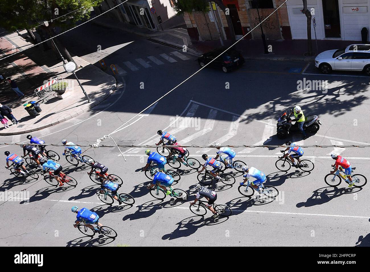 Foto Lapresse/Alfredo Falcone09/10/2020, Grottaglie-Brindisi (Italia)Sport CiclismoGiro d'Italia 2020 &#x2013; Giro E - 6a tagna da Grottaglie a Brindisi Nella foto:&#xA0;Giro E Tappa 6Photo LaPresse/Alfredo Falconeiro Gília a Brintje - 9 octobre 2020, Gyntagi - 2020 Grotjali Grotji Grotdislie O'x2013, Bricji Grotje - 6;bricji di Grotjali Grotje - xA0;giro E Trotjari Grotjali 6,,,,,, Banque D'Images