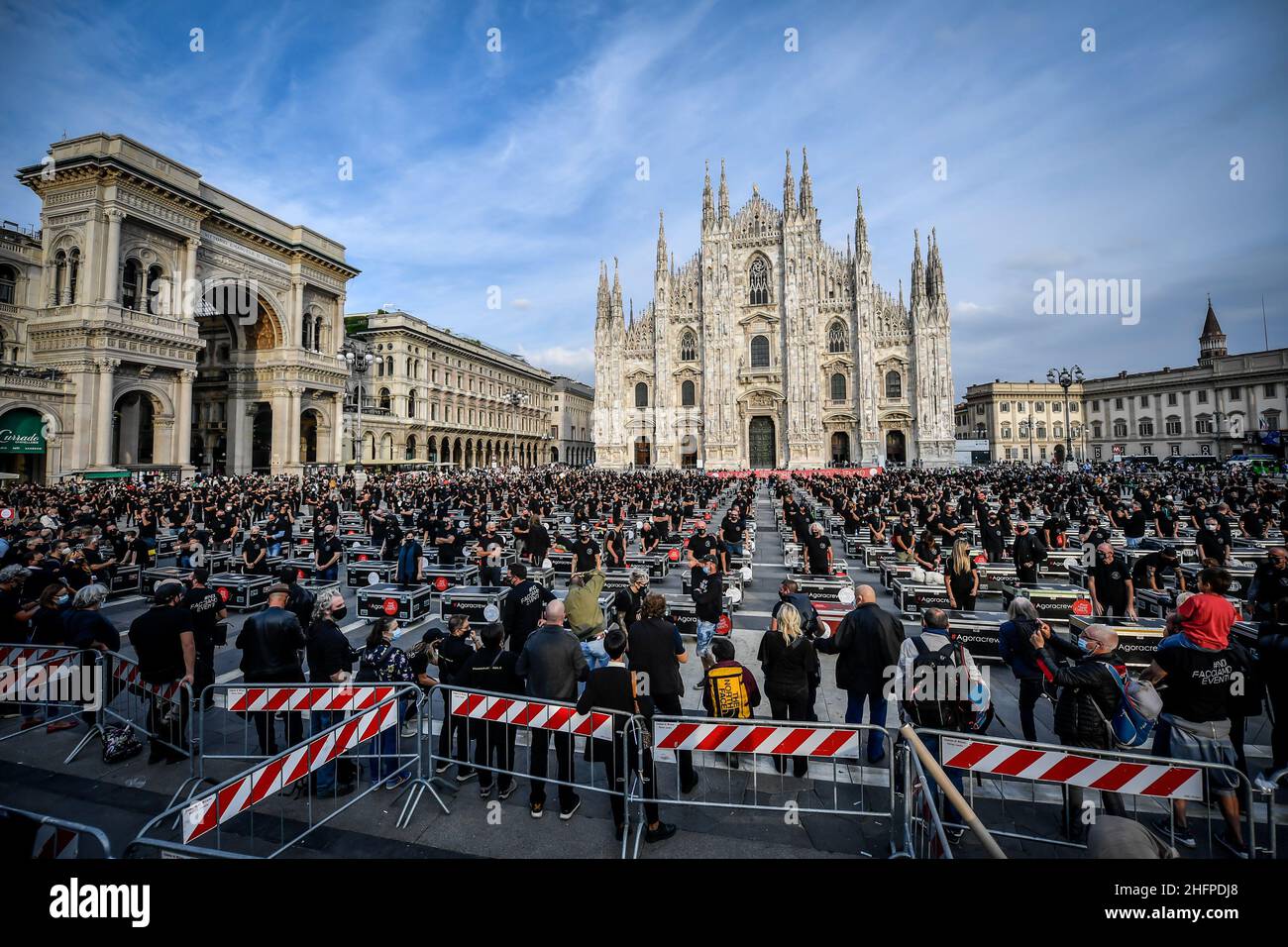 Claudio Furlan - Lapresse 10 octobre 2020 Milano (Italie) démonstration des travailleurs du divertissement Bauli sur la Piazza Banque D'Images