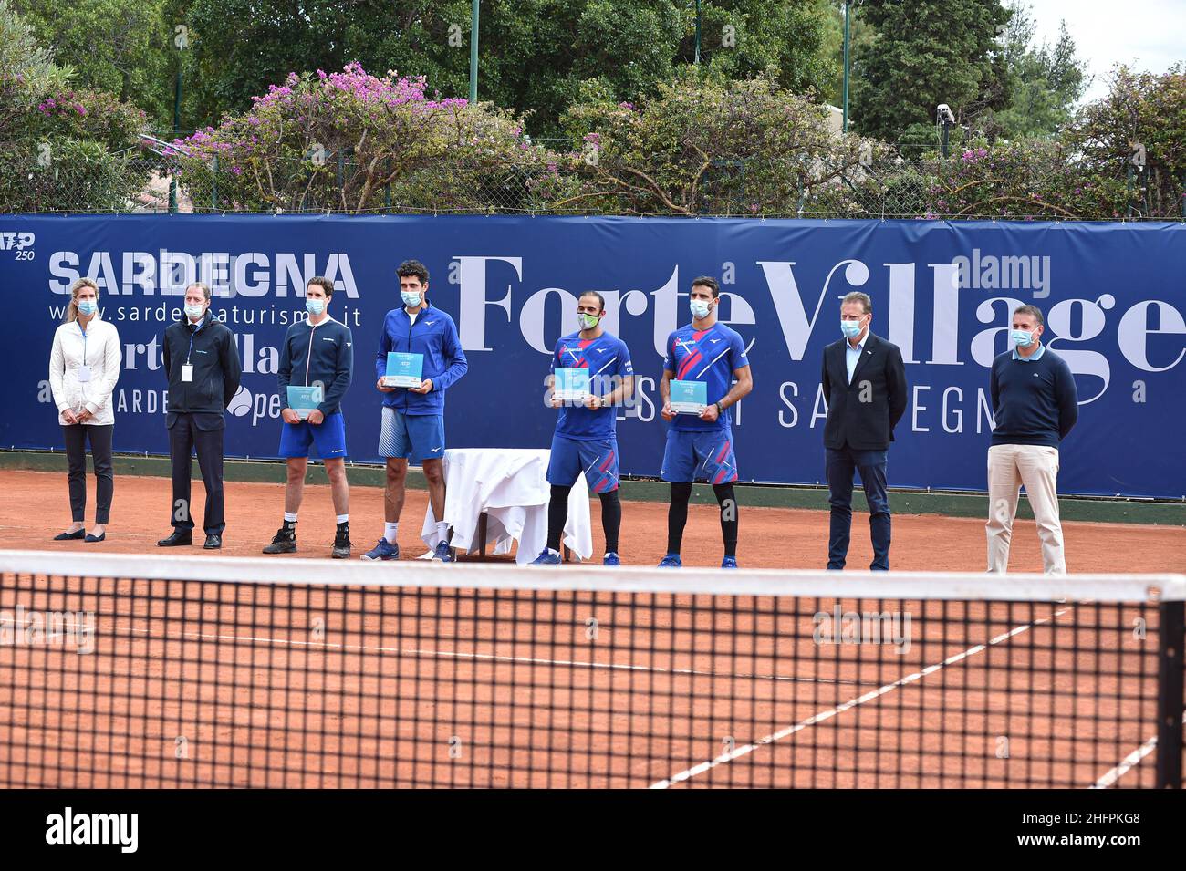Alessandro Tocco/Lapresse 17 octobre 2020 Santa Margherita di Pula, Cagliari (Italie) tennis de sport, forte Village Sardegna Open dans le pic:Giulia Soresina Consigliere FIT, Paolo Mancuso Directeur de projets et amp; Business Development forte Village,Marcus Daniell-Philipp Oswald,Sebastian Cabuan al- Robert Farella Arbitrel, Saviano Farro, superviseur de l'ATS, Lara, Lars Farella Farra Banque D'Images