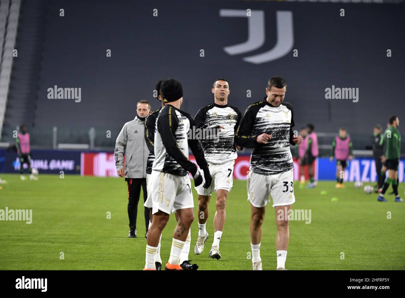 Juventus venció a Cagliari en fútbol italiano - Noticias Prensa Latina