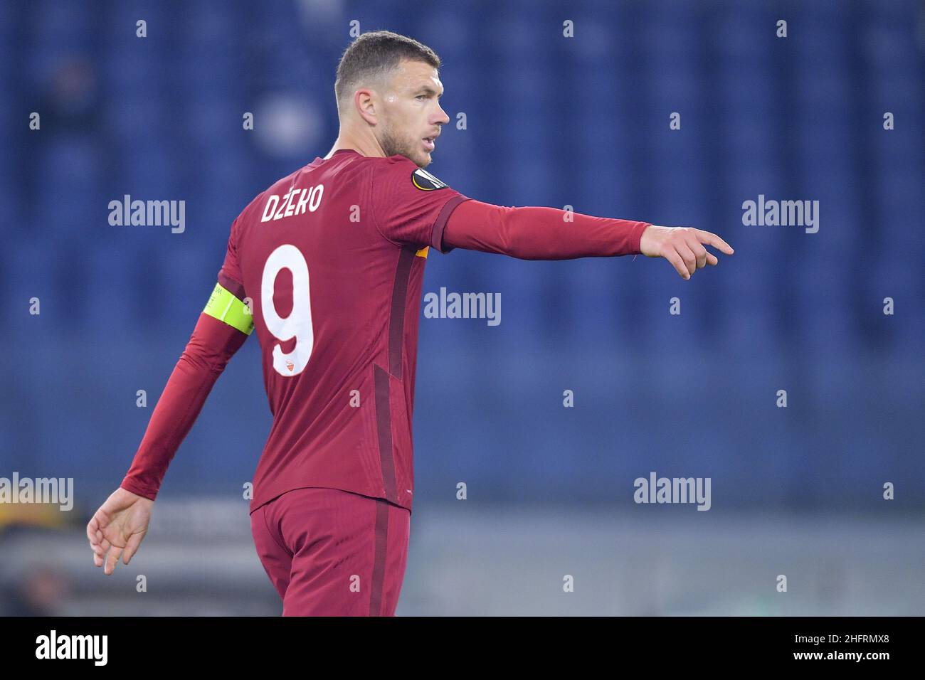 Fabio Rossi/AS Roma/Lapresse 03/12/2020 Rome (Italie) Sport Soccer Roma-jeunes garçons Europa League 2020/2021 - Stade Olimpic dans le pic: Edin Dzeko Banque D'Images