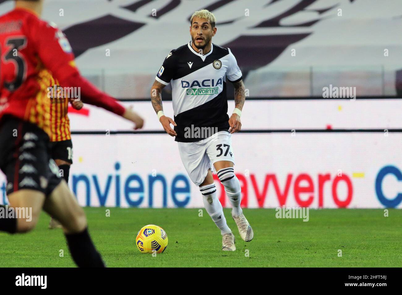 Andrea Bressanutti/Lapresse 23 décembre 2020 Udine, Italie football sportif Udinese vs Benevento - Italien football Championship League A Tim 2020/2021 - Dacia Arena Stadium in the pic: pereyra roberto Banque D'Images