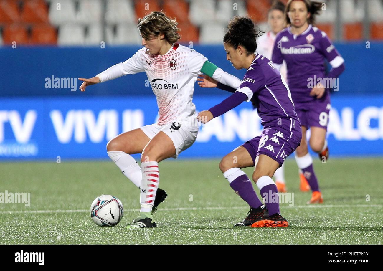 Foto Lapresse - Tano Pecoraro 06 01 2021 Chiavari - (Italia) Sport Calcio Fiorentina vs Milan Supercoppa Italiana Femminile 2020/2021 - Stadio "Comunale di Chiavari" nella foto:Giacinti valentina 06 janvier 2021 ville Chiavari - (Italie) Sport Soccer Fiorentina vs Milan Women's Italian Super Cup 2020/2021 - "Comunale of Chiavari" Stadium dans le pic: Giacinti valentina Banque D'Images