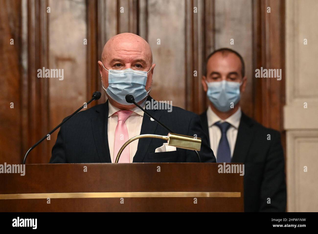 Foto Fabrizio Corradetti/Lapresse/POOL Ansa08 febbraio 2021 Roma, Italia Politica Seconda tornata delle consultazioni tra il premier incaricato Mario Draghi e i gruppi parlamentariNella foto:Maie PsiPhoto Fabrizio Corradetti/Lapresse/POOL AnsaFevrier 08, 2021 Rome (Italie) politique le Premier ministre désigné Mario Draghi entame une nouvelle série de consultations avec les partis politiques italiens sur la formation d'un nouveau gouvernement largement soutenu.le pic: Maie et psi Banque D'Images