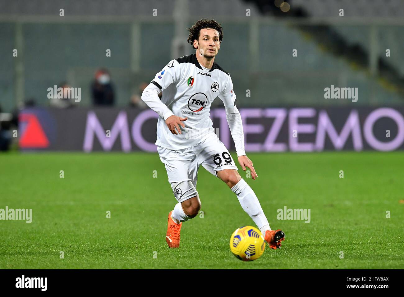 Lapresse - Jennifer Lorenzini 19 février 2021 Firenze (Italie) Sport Soccer Fiorentina - Spezia Italian football Championship League A TIM 2020/ 2021 - Stade 'Artemio Franchi' dans la photo: Luca Vignali Banque D'Images