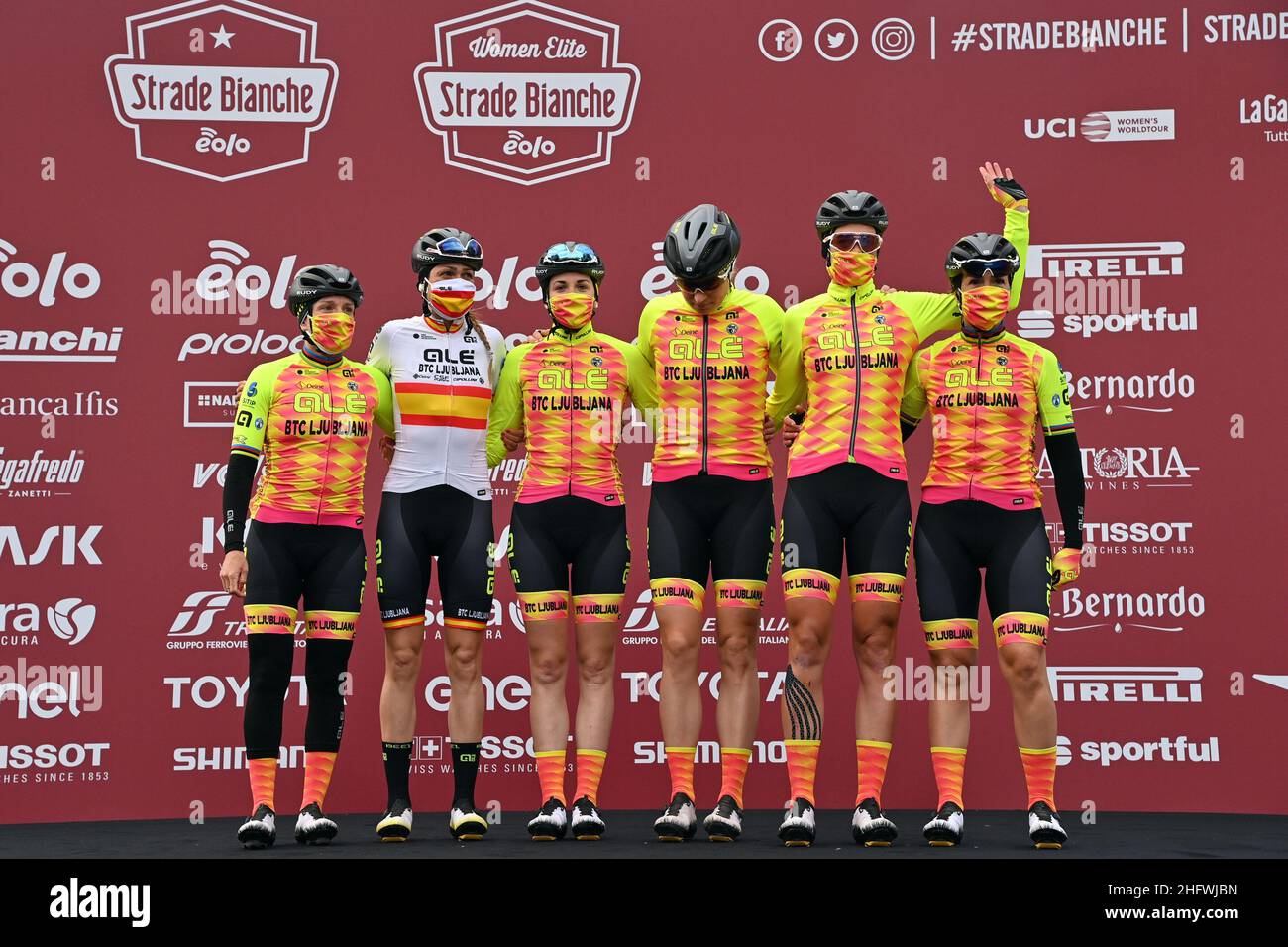 GIAN Mattia d'Alberto - Lapresse Mars, 06 2021 Siena (Italie) Sport Cyclisme Strade Bianche femmes Elite Eolo- de Sienne à Sienne dans le pic: Les coureurs à la présentation podium, ALE' BTC LJUBLJANA Banque D'Images