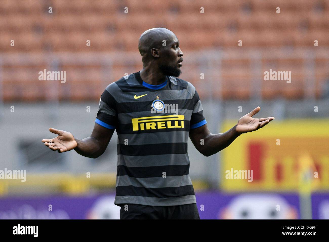 Foto Piero Cruciatti / Lapresse 25/04/21 - Milano, Italia Sport, Calcio Inter contre Hellas Verona - Campionato italiano di calcio série A TIM 2020-2021 - San Siro Nella foto:Romelu Lukaku Foto Piero Cruciatti / Lapresse 25/04/21 - Milan, Italie Sport, Soccer Inter vs Hellas Verona - Championnat italien de football League A Tim 2020 2021 sur la photo: Romelu Lukaku Banque D'Images