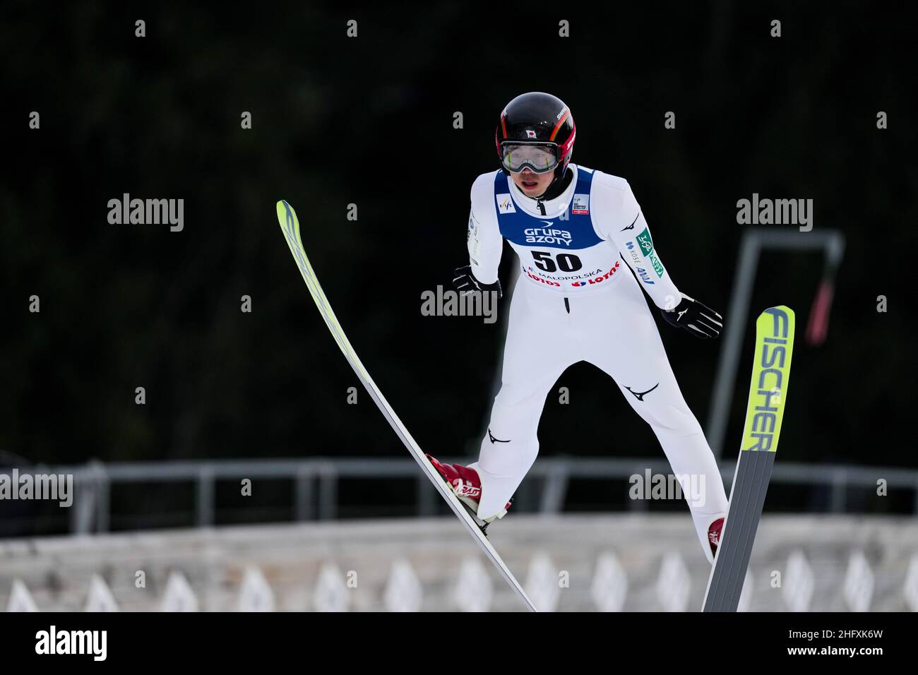 Zakopane, Pologne.16th janvier 2022.Naoki Nakamura vu en action lors de la compétition individuelle de la coupe du monde de saut à ski FIS à Zakopane.Crédit : SOPA Images Limited/Alamy Live News Banque D'Images