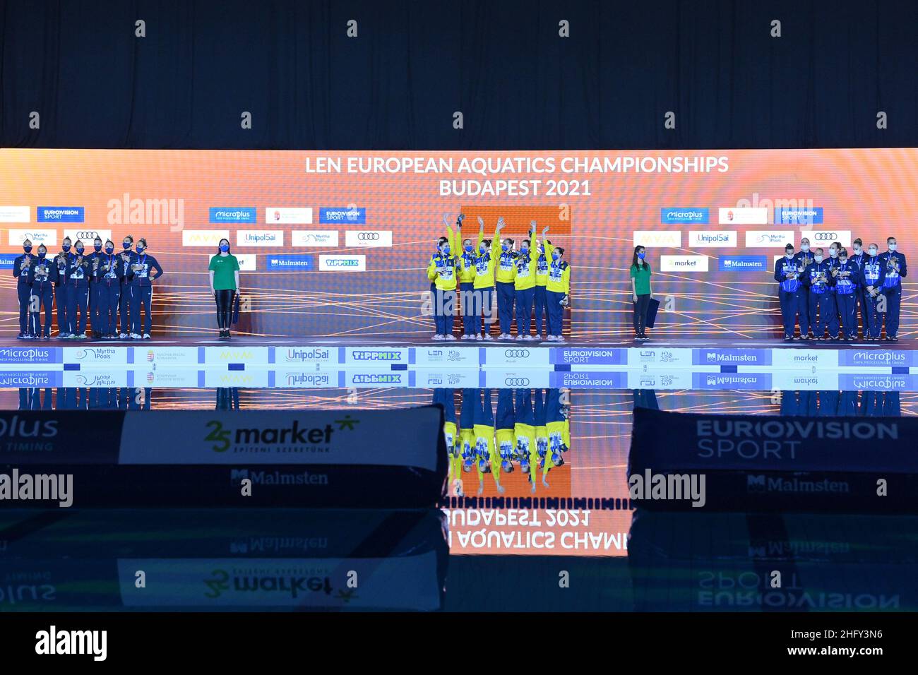 Foto Alfredo Falcone - Lapresse 14 maggio 2021 Budapest, Ungheria sport 35esima edizione Campionati europei di nuoto.Équipe de natation artistique final gratuit nella foto: Médaille d'or Ukraine médaille d'argent équipe Espagne médaille de bronze équipe Israélite photo Alfredo Falcone - Lapresse 14 mai 2021 Budapest, Hongrie sport 35th édition des Championnats d'Europe de natation.Natation artistique natation artistique natation équipe artistique finale libre dans le pic: Médaille d'or Ukraine médaille d'argent équipe Espagne médaille de bronze équipe Israélite Banque D'Images