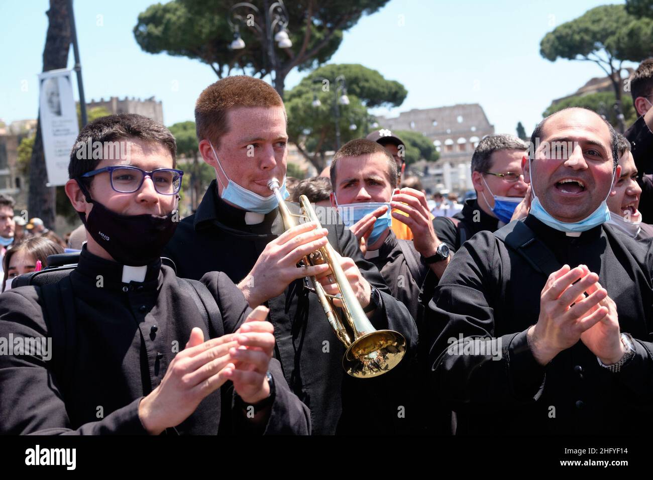 Mauro Scrobogna /Lapresse 22 mai 2021 Rome, Italie Actualités la vie professionnelle et la famille dans la photo: Moments de la manifestation des associations pro-vie et de la défense de la famille avec la participation des religieux catholiques Banque D'Images