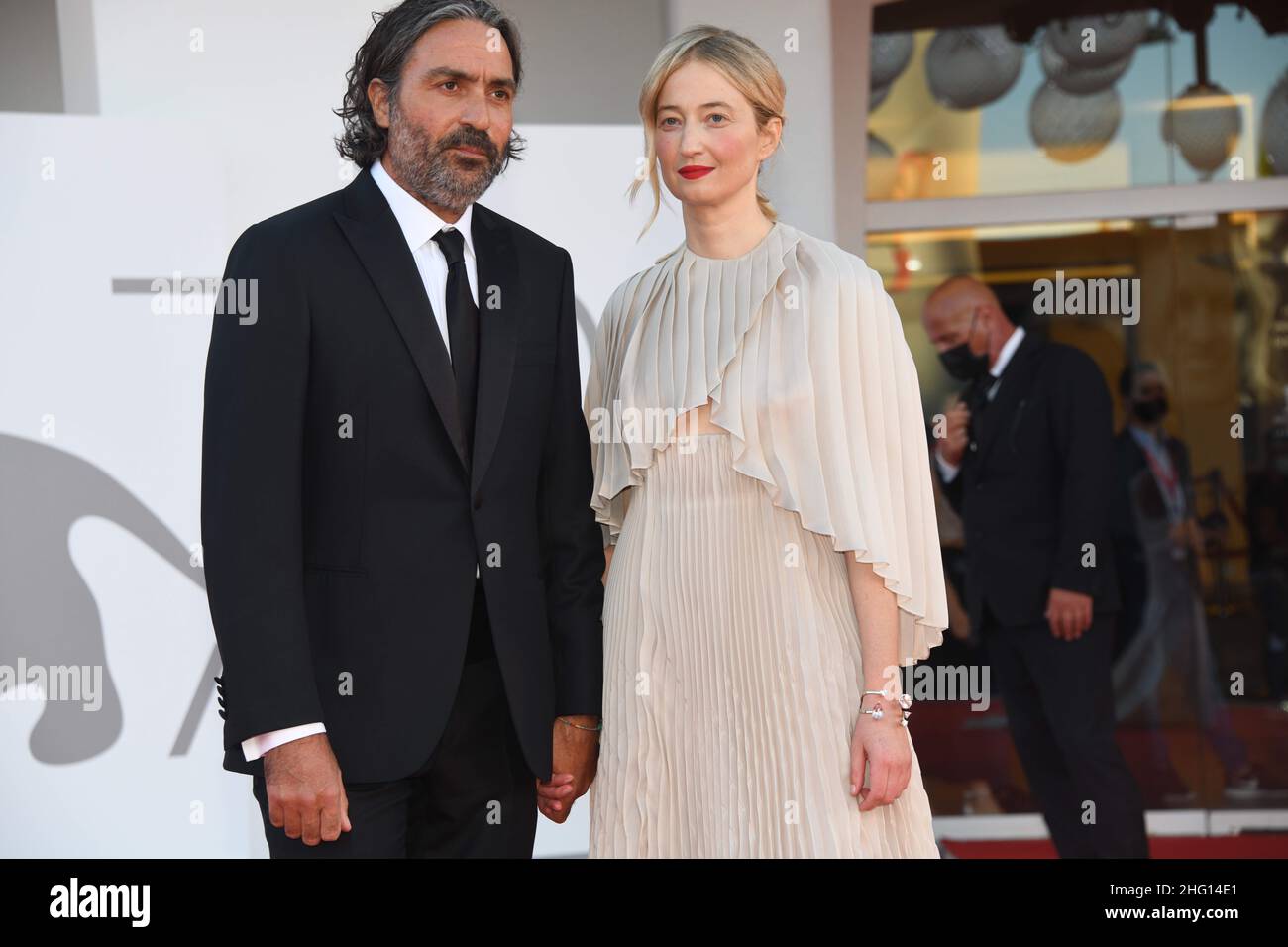 Piergiorgio Pirrone - Lapresse 2021-09-01 Venise 78th Venise Filmfestival cérémonie d'ouverture tapis rouge avec le film Madres paralelas dans la photo: Saverio Costanzo, Alba Rohrwacher Banque D'Images