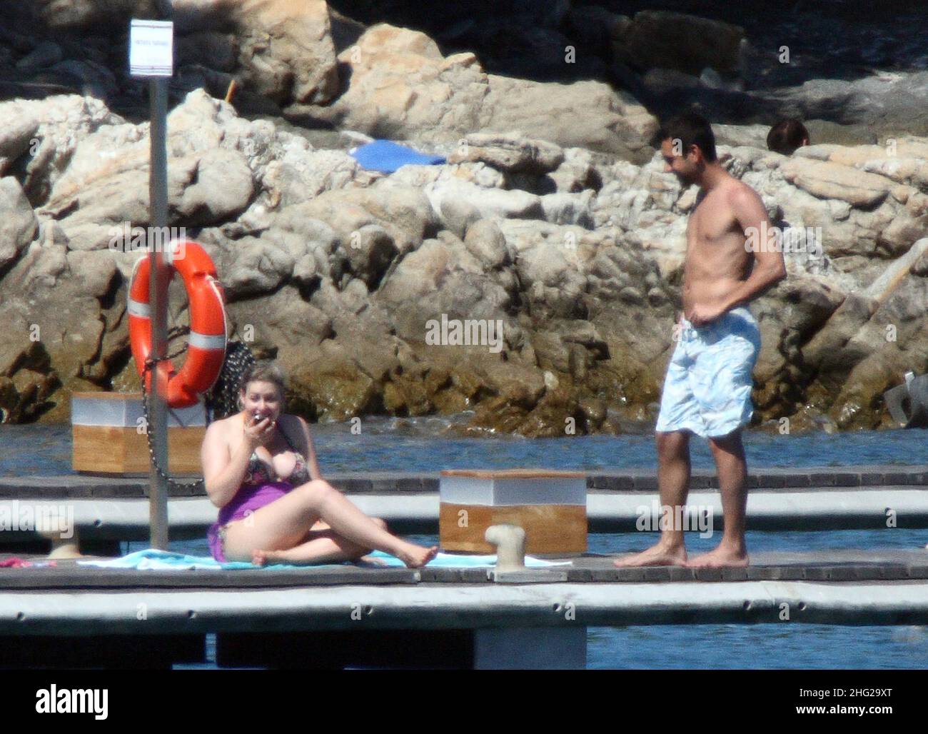 Barbara Berlusconi et son mari Giorgio Valaguzza en vacances dans leur maison Villa Certosa à Porto Cervo, Sardaigne. Banque D'Images