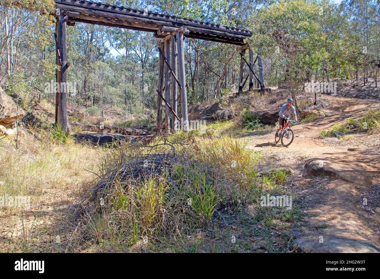 Vélo sur la Brisbane Valley Rail Trail Banque D'Images