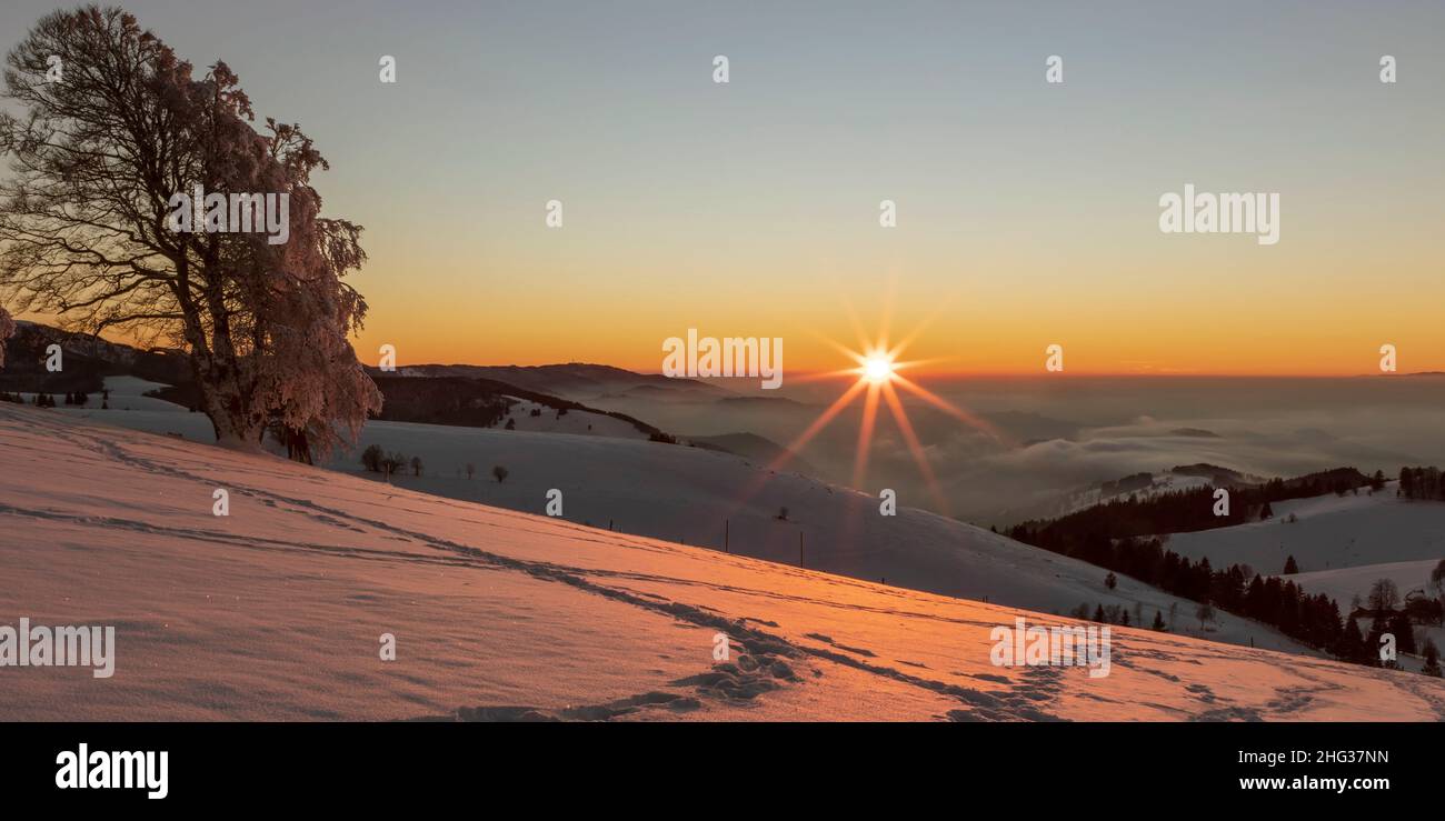 Sonnenuntergang am Schauinsland im Schwarzwald Banque D'Images