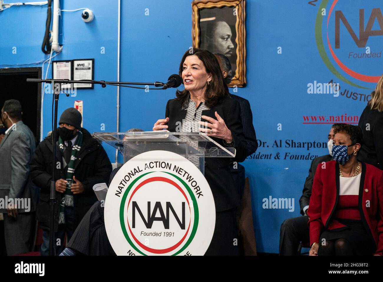 New York, NY - le 17 janvier 2022 : la gouverneure Kathy Hochul parle lors du forum annuel de politique publique de la Journée Martin Luther King du National action Network au siège social du NAN Banque D'Images