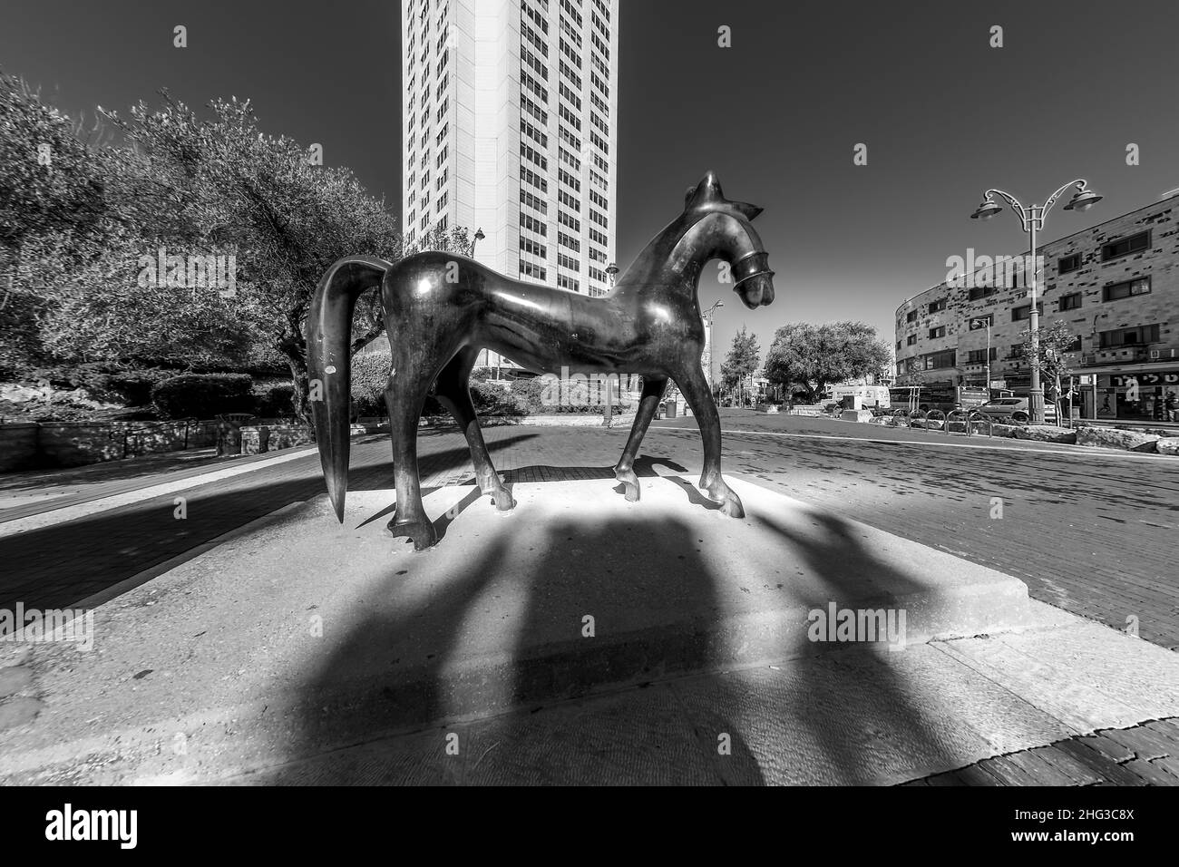 Guerrier sur une statue de cheval Alexandre le Grand sur la place Skopje Banque D'Images
