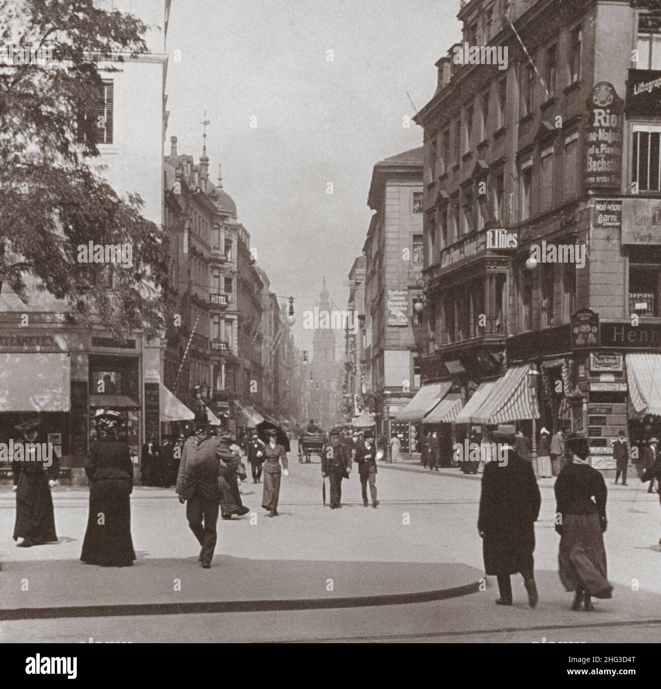 Photo d'époque des rues propres et modernes de Dresde, Allemagne.1900s Banque D'Images