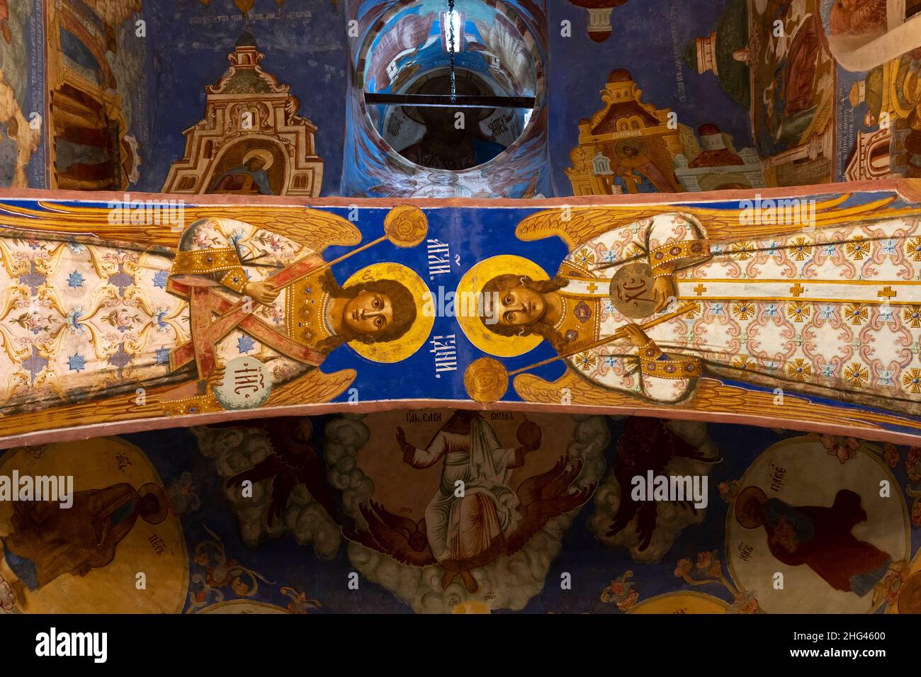 Suzdal, Russie - 24 septembre 2019 : fresque au plafond de la cathédrale de Transfiguration dans le monastère de Spaso-Evfimie à Suzdal, respublika Ta Banque D'Images