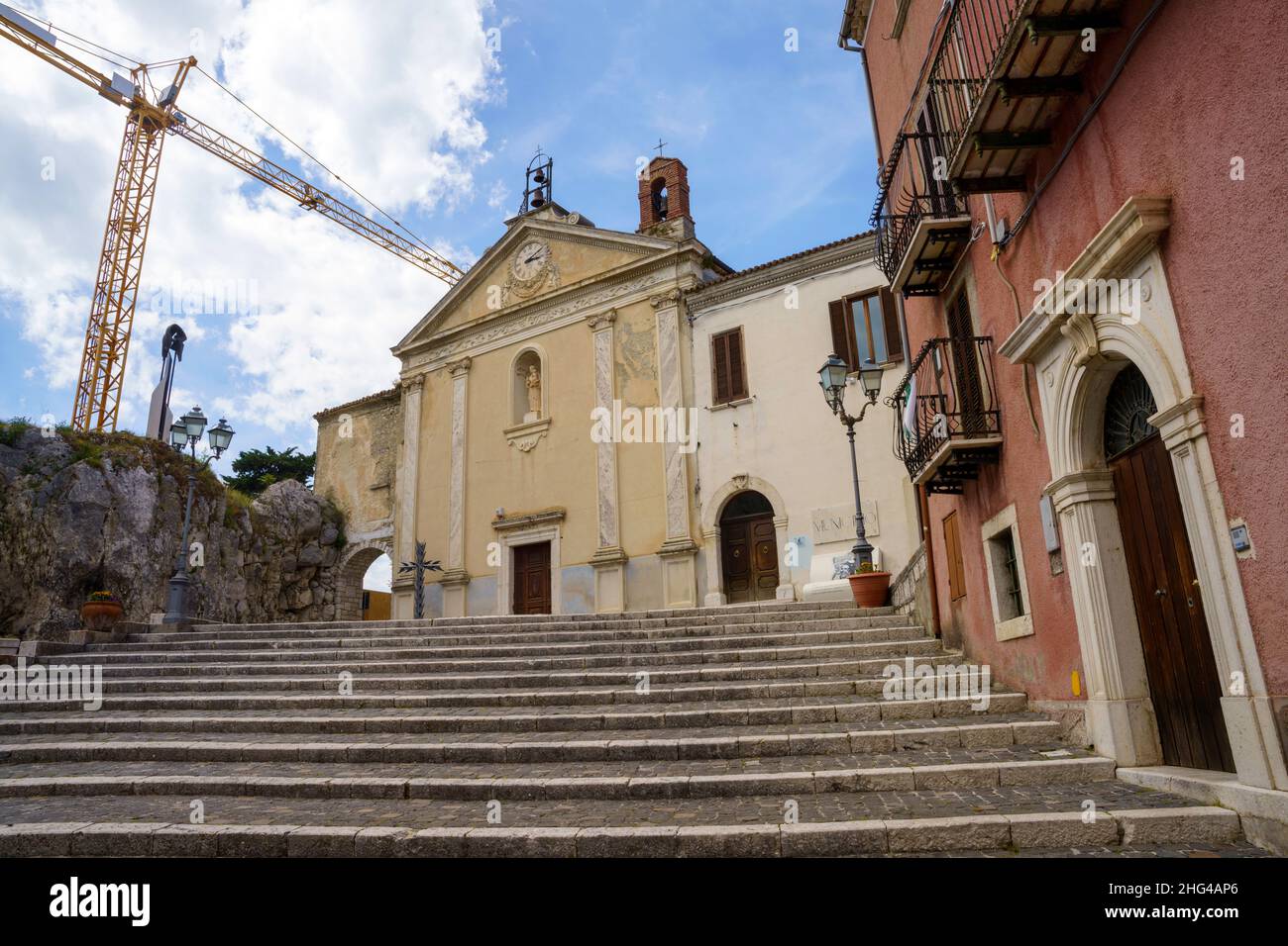 Macchiagodena, ancien village de la province d'Isernia, Molise, Italie, au printemps Banque D'Images