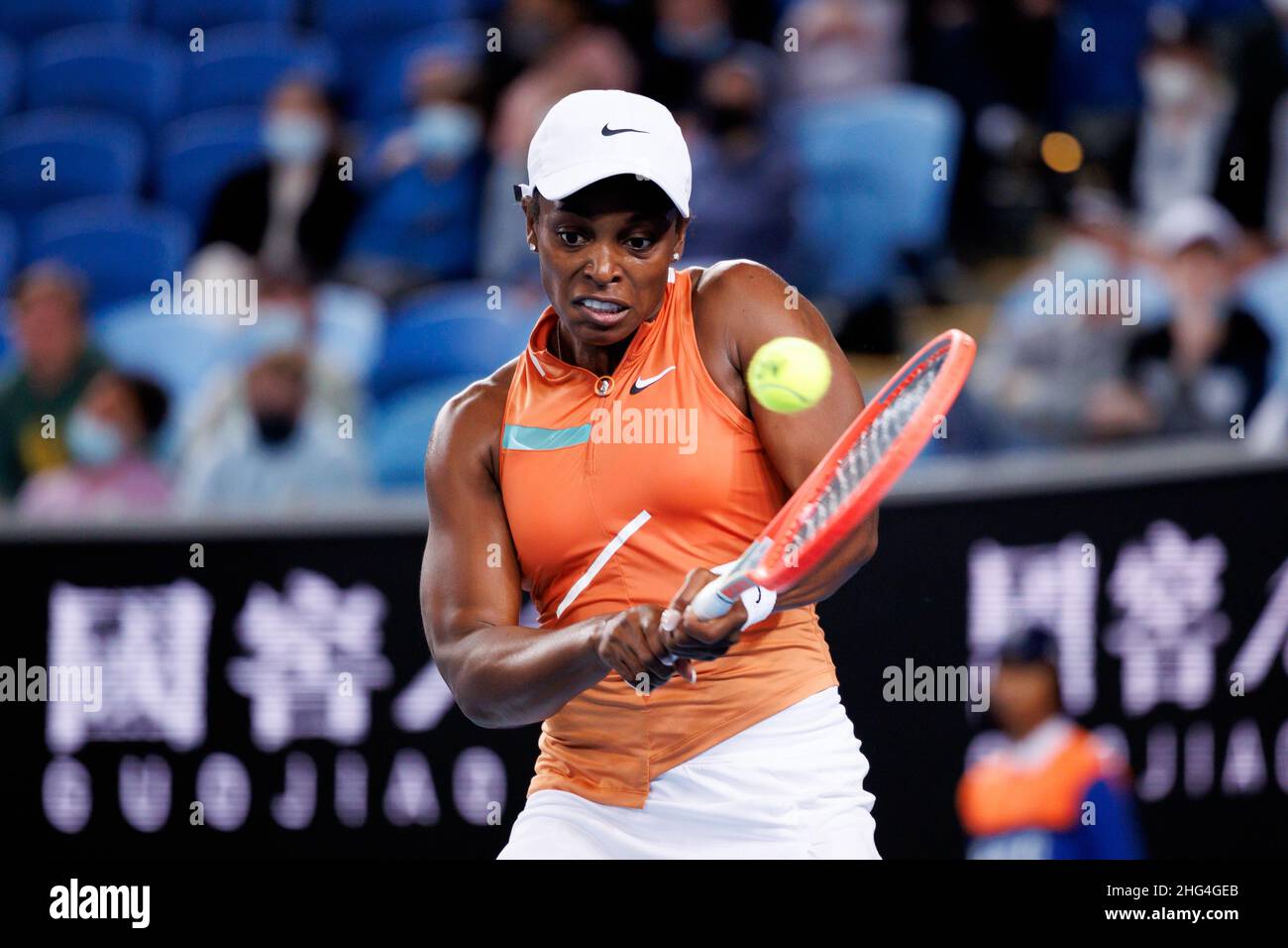 Melbourne, Australie.18th janvier 2022.SLOANE STEPHENS (Etats-Unis) en action le jour 2 à l'Open d'Australie 2022 le mardi 2022 janvier, Melbourne Park crédit: Corleve/Alay Live News Banque D'Images