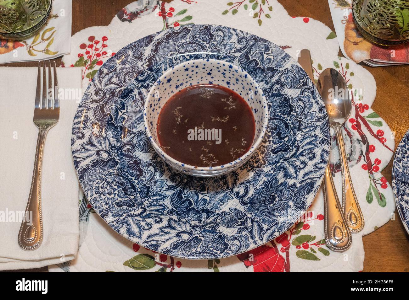 Le borscht est une soupe d'origine ukrainienne populaire dans de nombreux pays d'Europe centrale et orientale. Banque D'Images