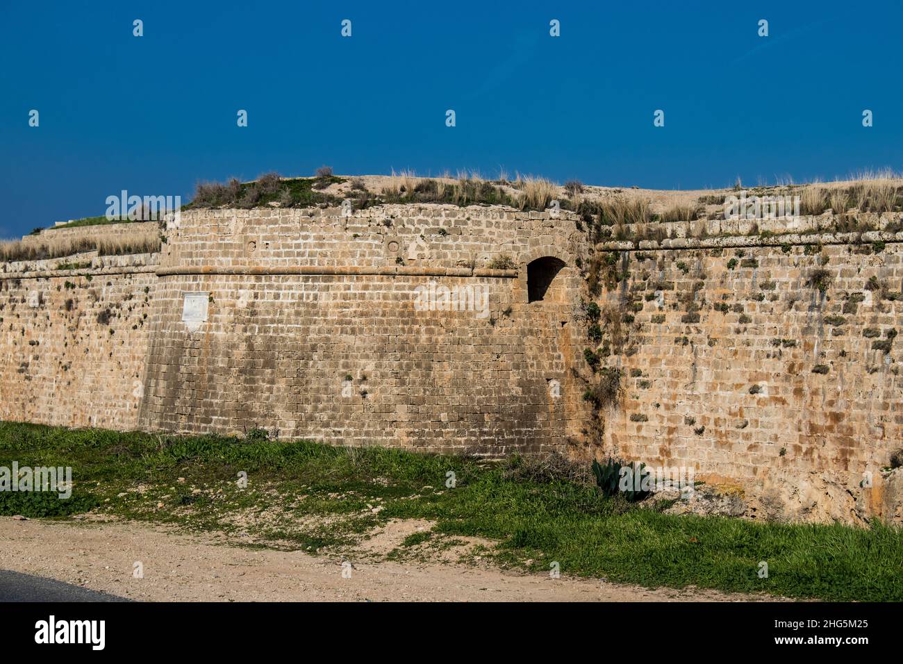 Famagusta, Chypre du Nord - 08 janvier 2022 muré de Famagusta était le dernier bastion de Chypre vénitienne, construit au 10th siècle sont environ deux Banque D'Images