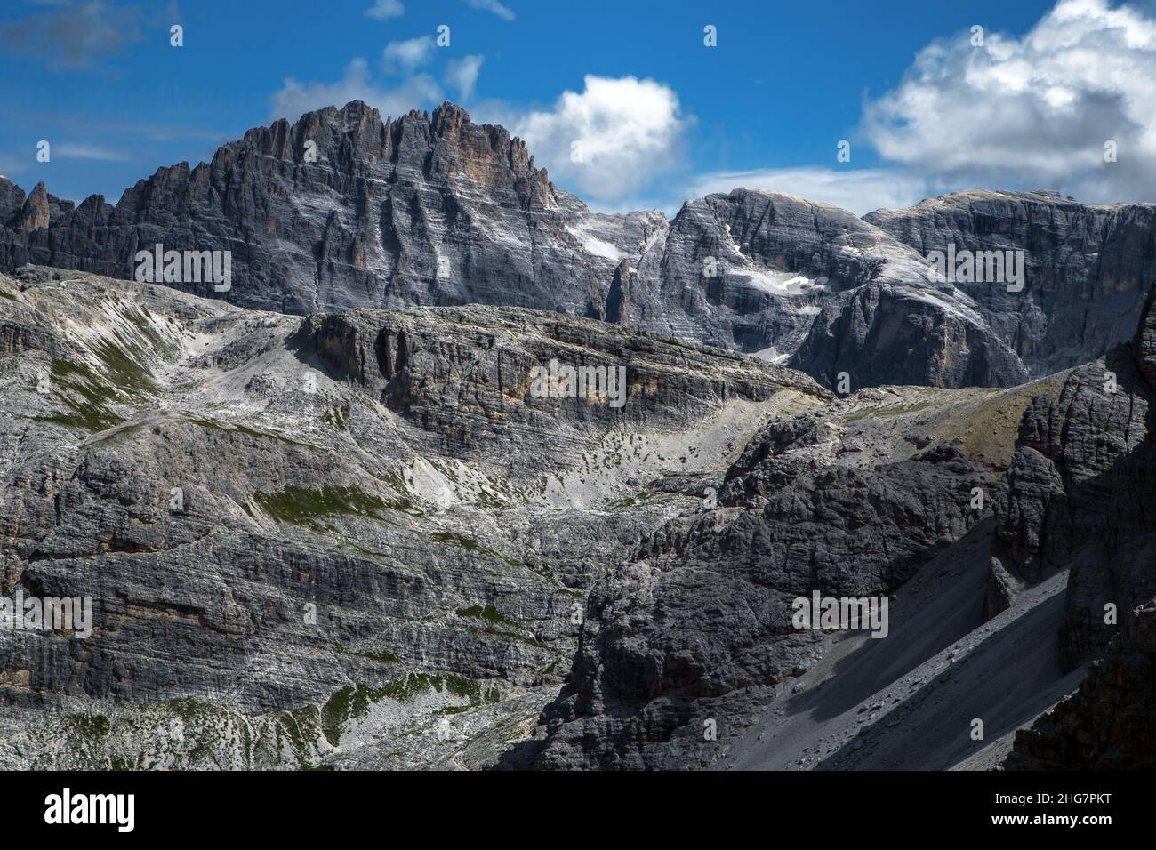 Croda di Rossa et vallée de Fiscalina, Alpes italiennes, Trentin-Haut-Adige Banque D'Images