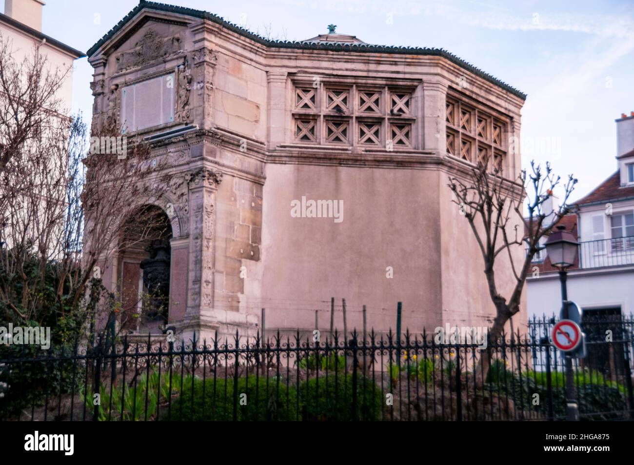Montmartre, Paris, utilisé comme siège de la société viticole Commaderie du Clos-Montmartre, France. Banque D'Images