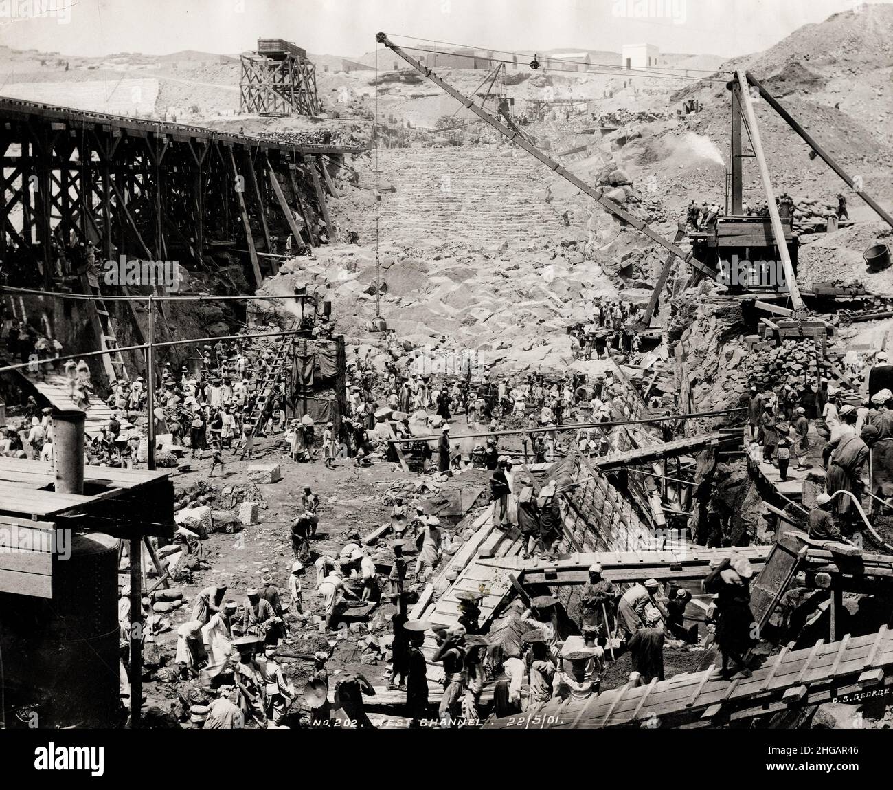 Photographie ancienne: Travaux de construction barrage d'Assouan Low, Nil, Égypte, vers 1900 Banque D'Images