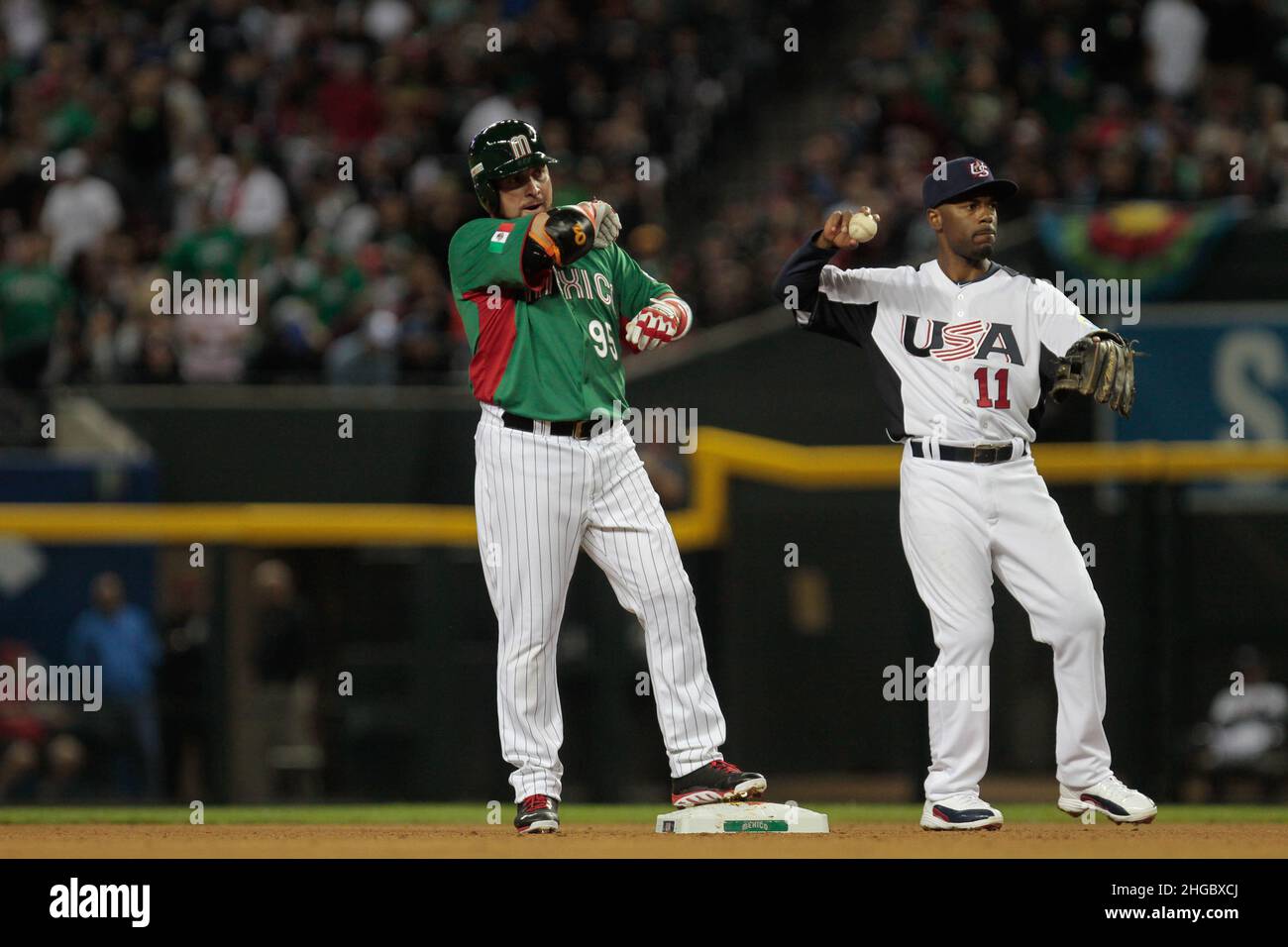 Karim Garcia du Mexique et Jimmy Rollins #11 des États-Unis.2013 World Baseball Classic, Clásico Mundial de beisbol 2013.(Foto: LuisGutierrez/nortePhoto.com) Banque D'Images