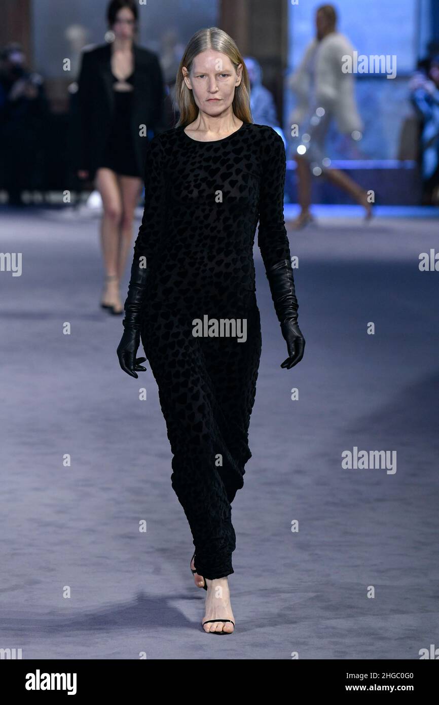 Paris, France.19th janvier 2022.Ami automne/hiver 2022-23 piste pendant Paris Fashion week vêtements pour hommes janvier 2022 - Paris, France 19/01/2022 crédit: dpa/Alamy Live News Banque D'Images