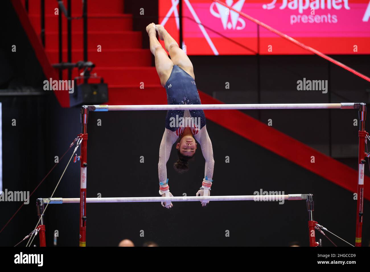Kitakyushu la finale des femmes dans des bars inégaux au Kitakyushu General Gymnasium, Fukuoka, Japon.21 octobre 2021.Kayla Di Cello (Etats-Unis) Gym artistique : FIG Championnat du monde de gymnastique artistique 2021 à Kitakyushu la finale individuelle des femmes aux bars inégaux au Kitakyushu Gymnasium général, Fukuoka, Japon .Credit: YUTAKA/AFLO SPORT/Alay Live News Banque D'Images