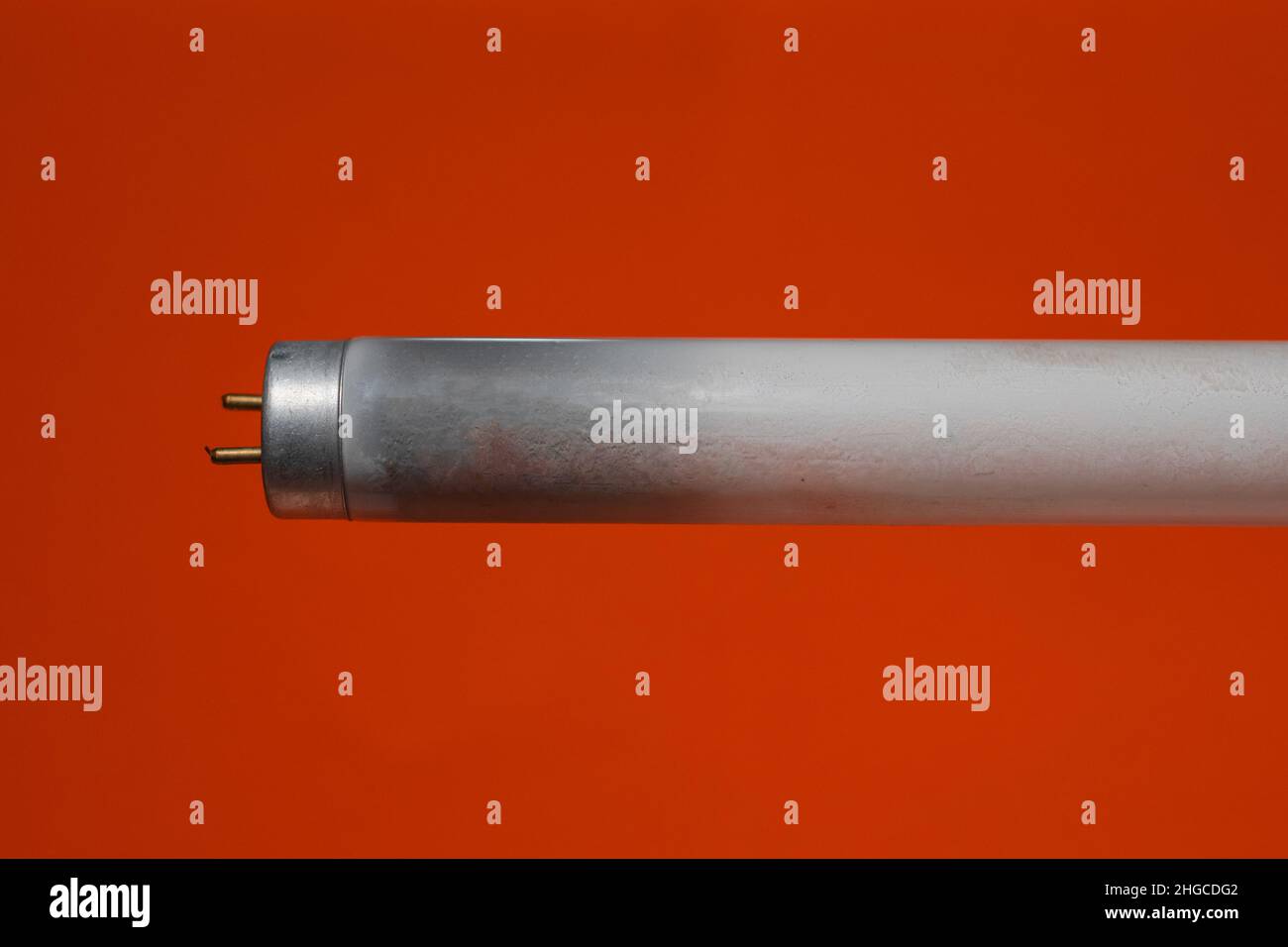 Tube fluorescent ou fluorescent brûlé ou défectueux car il y a une
