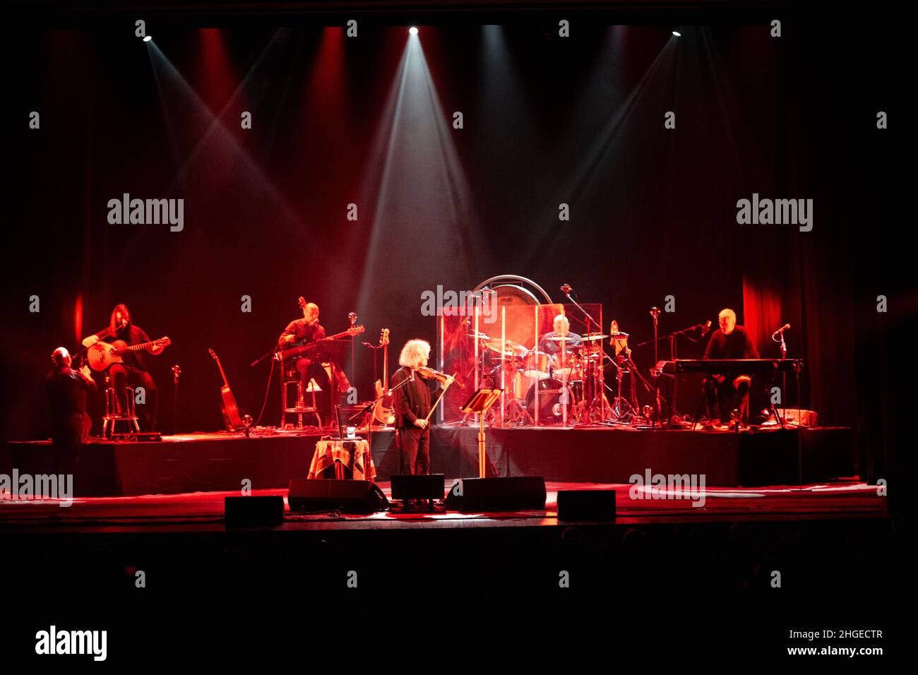 Le chanteur et violoniste italien Angelo Branduardi en concert “il cammino dell’anime tour” au Teatro Colosseo le 19 janvier 2021 à Turin, Italie. Banque D'Images