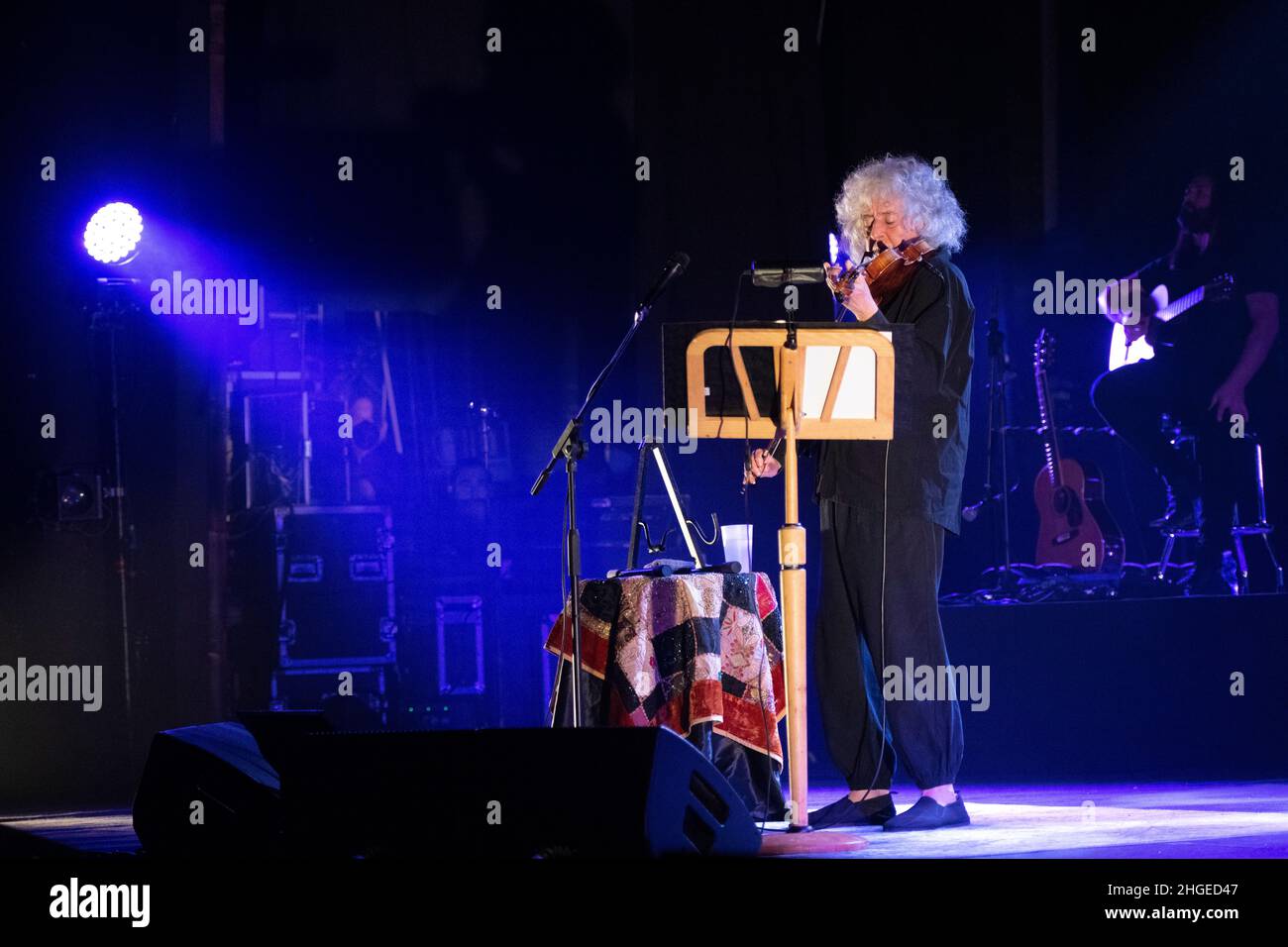 Le chanteur et violoniste italien Angelo Branduardi en concert “il cammino dell’anime tour” au Teatro Colosseo le 19 janvier 2021 à Turin, Italie. Banque D'Images