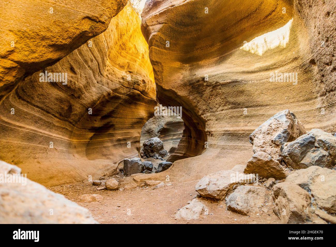 Incroyable canyon orange appelé Barranco de las vacas situé au coeur de Grand Canaria, îles Canaries, Espagne Banque D'Images