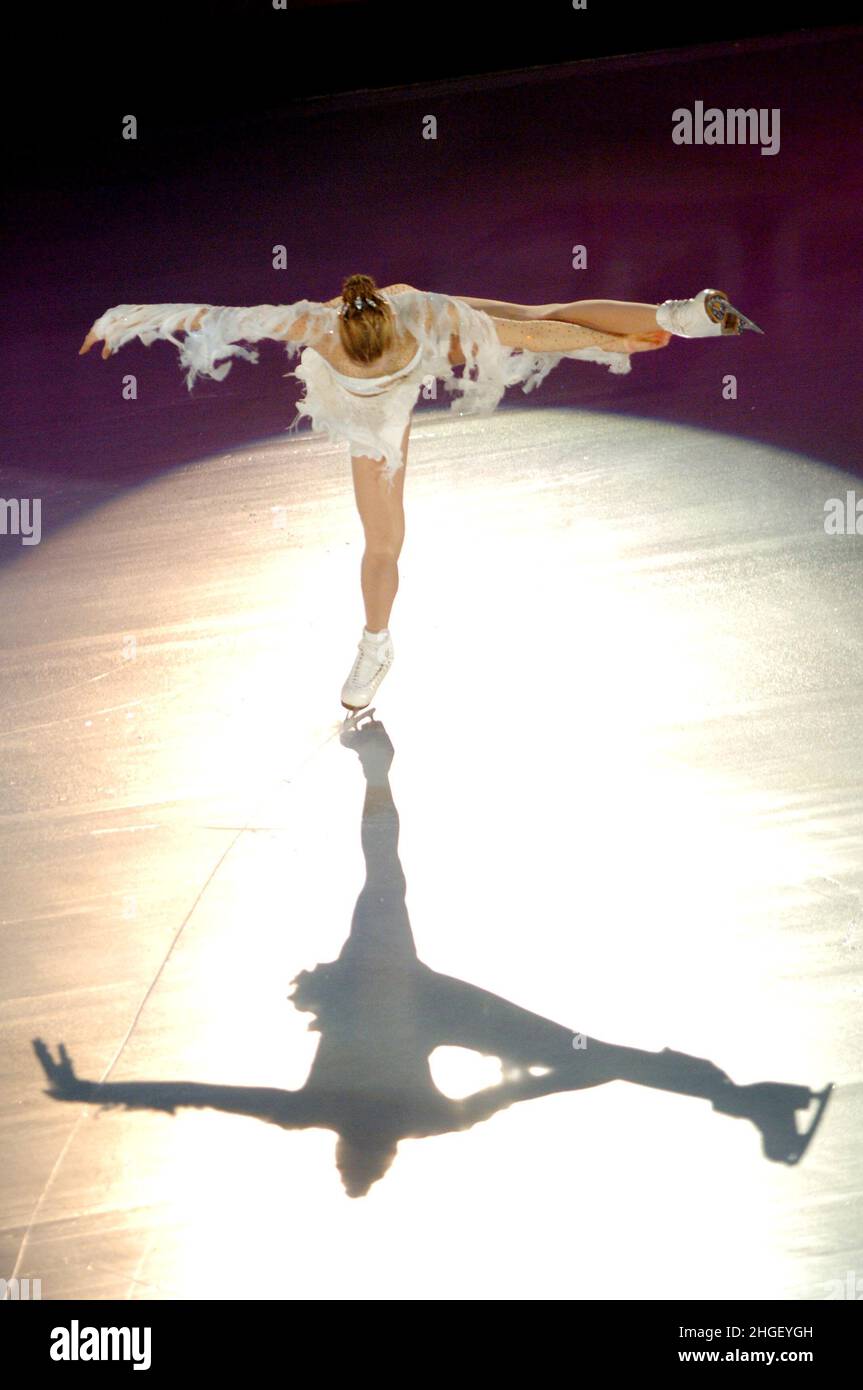 Turin Italie 2006-02-24: Turin Jeux Olympiques d'hiver 2006, patinoire de Palavela, gala de patinage .Carolina Kostner pendant la représentation Banque D'Images