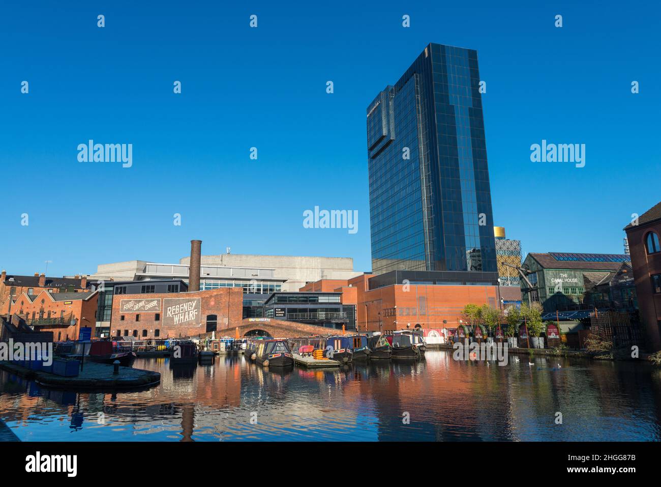 Quai Regency dans le bassin de Gas Street, au centre du réseau de canaux de Birmingham Banque D'Images