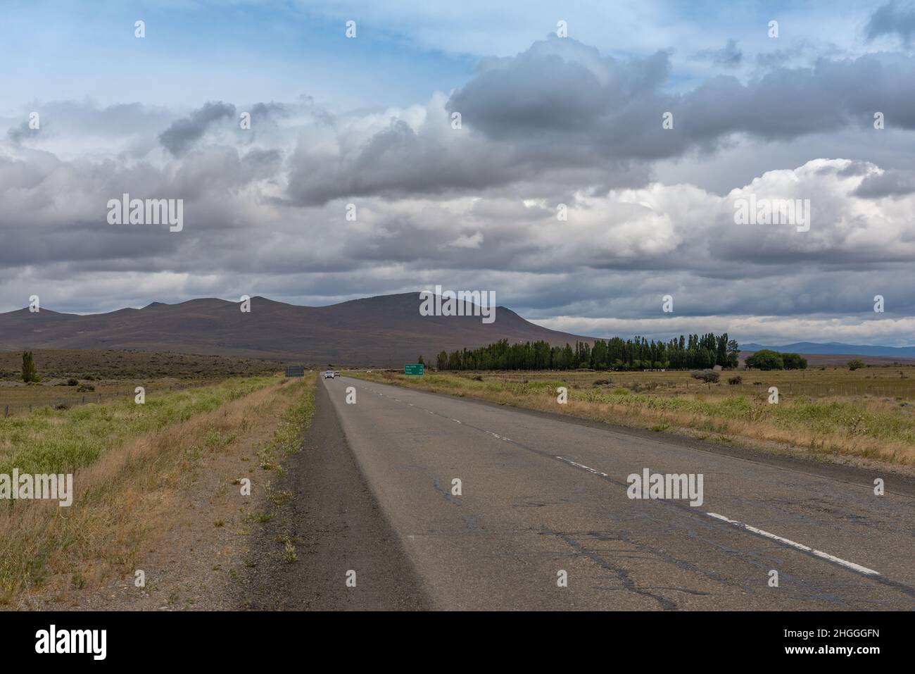 la route nationale 40 au sud d'esquel, chubut, argentine Banque D'Images