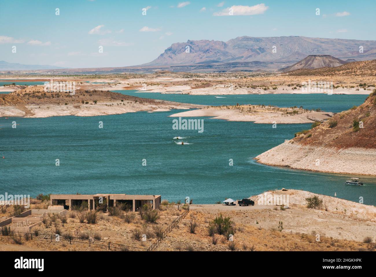 Bateaux sur le réservoir Elephant Butte, un lac artificiel créé par le barrage éponyme sur le Rio Grande près de la vérité ou des conséquences, Nouveau-Mexique, Etats-Unis Banque D'Images