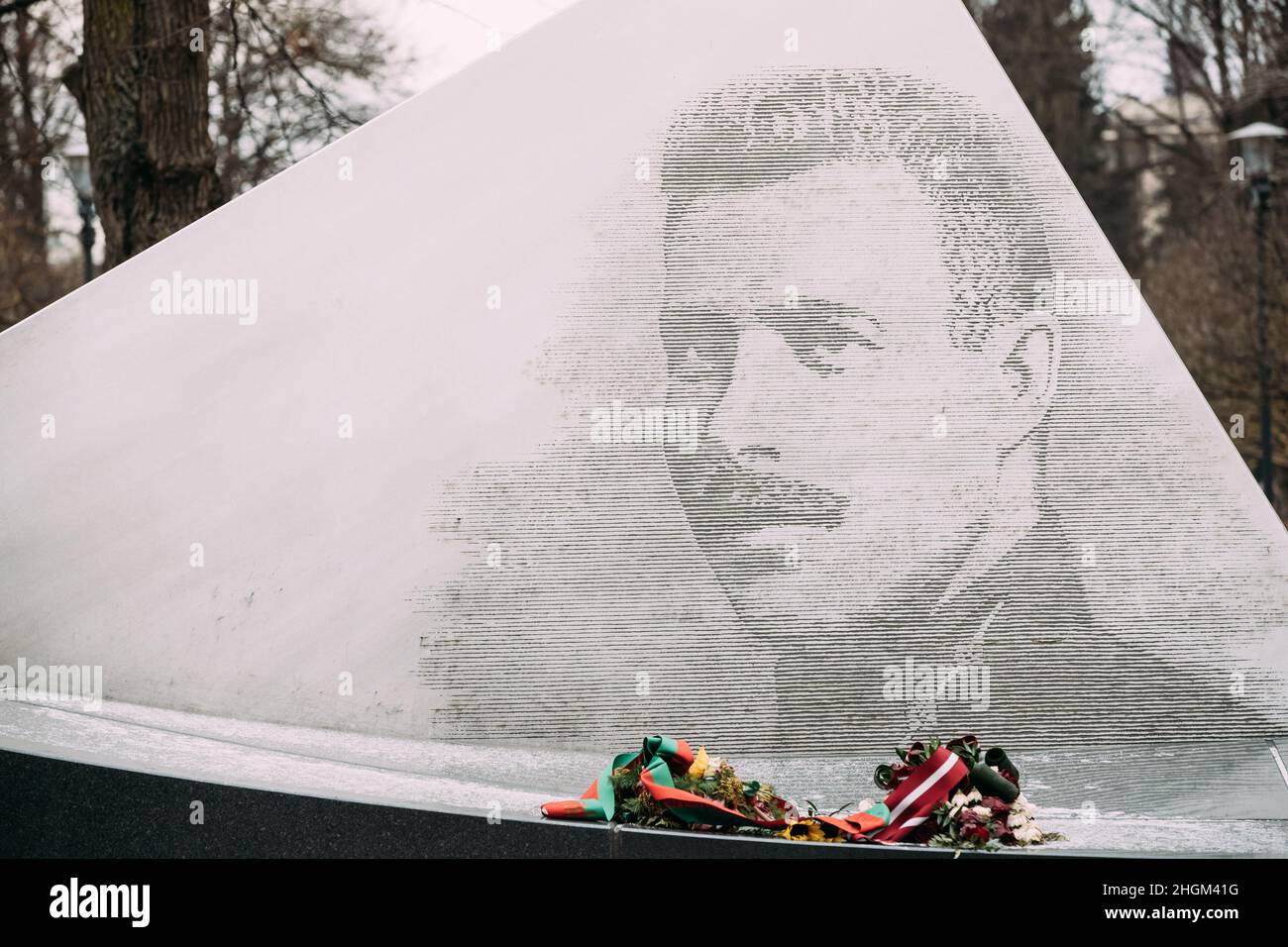 Riga, Lettonie.Monument à Oskars Kalpaks installé dans Esplanade Park Banque D'Images