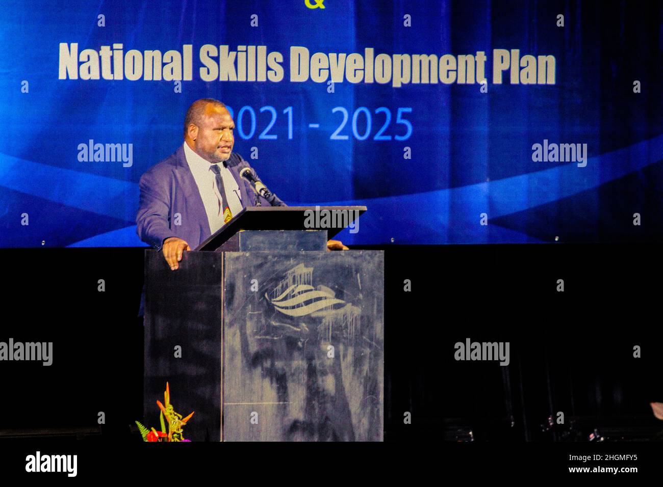 James Marape, PM de la PNG, lors du lancement des plans nationaux d'enseignement supérieur et technique (2021 - 2030) et de développement des compétences (2021 - 2025) Banque D'Images